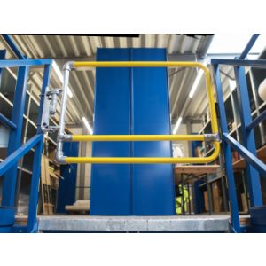 KEE GATE - SELF CLOSING SAFETY GATE